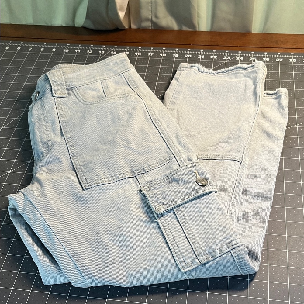 KanCan Light Blue Denim Cargo Cropped Jeans